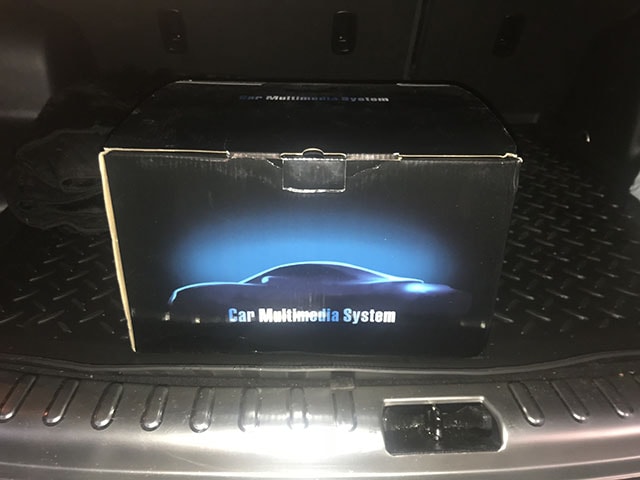 Нештатный монитор для Freelander 2